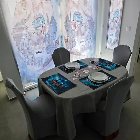 Апартаменти Dobby Пула